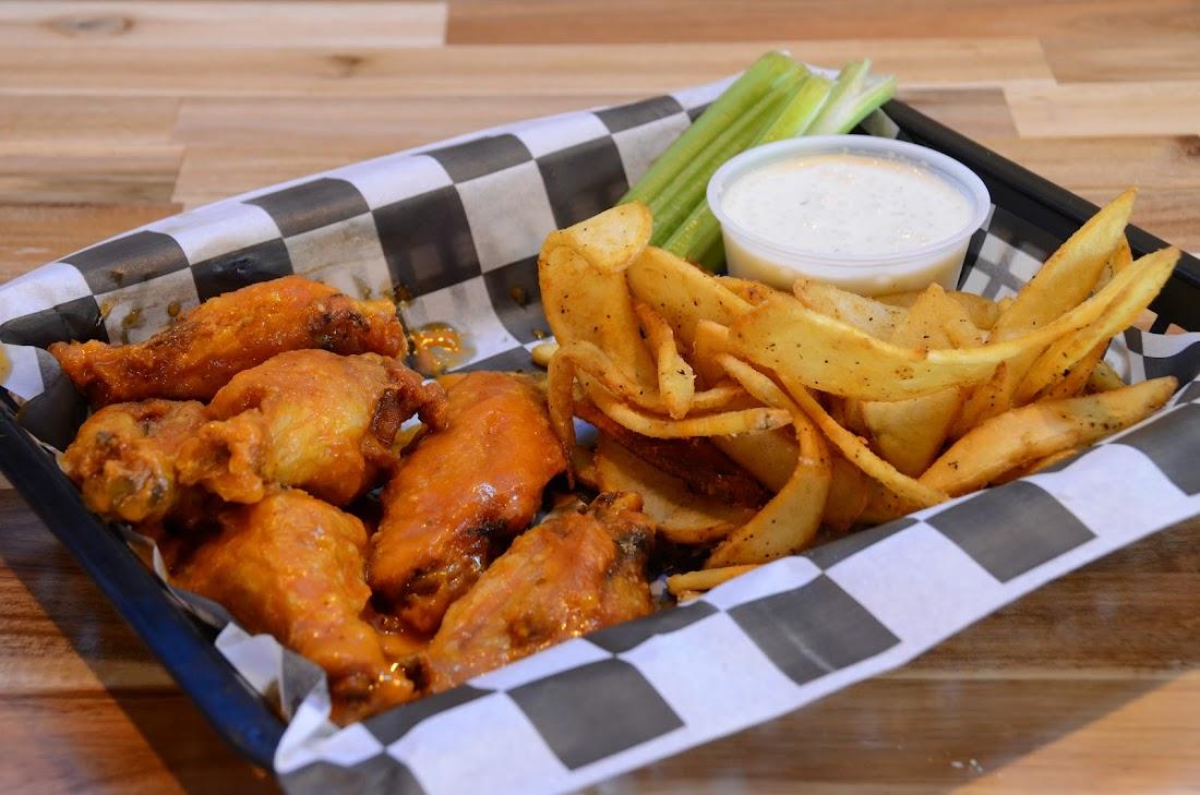 231 Bar & Grill